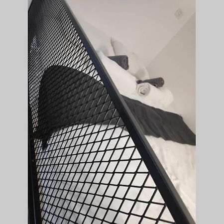 Centrally-Located Quiet Cozy Loft Apartment Μπερ Σεβά Εξωτερικό φωτογραφία