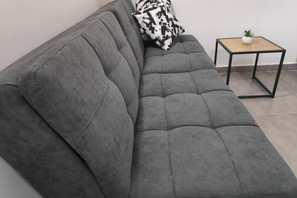 Centrally-Located Quiet Cozy Loft Apartment Μπερ Σεβά Εξωτερικό φωτογραφία