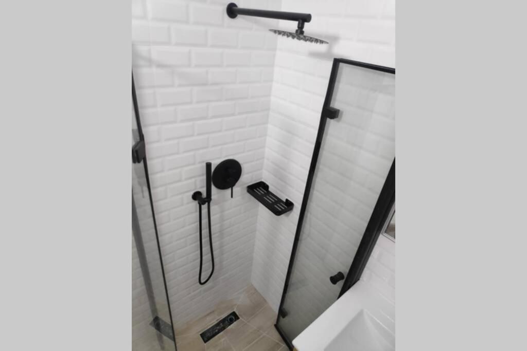Centrally-Located Quiet Cozy Loft Apartment Μπερ Σεβά Εξωτερικό φωτογραφία